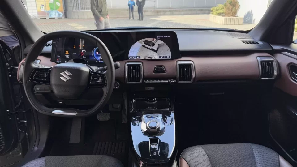 Suzuki e Vitara