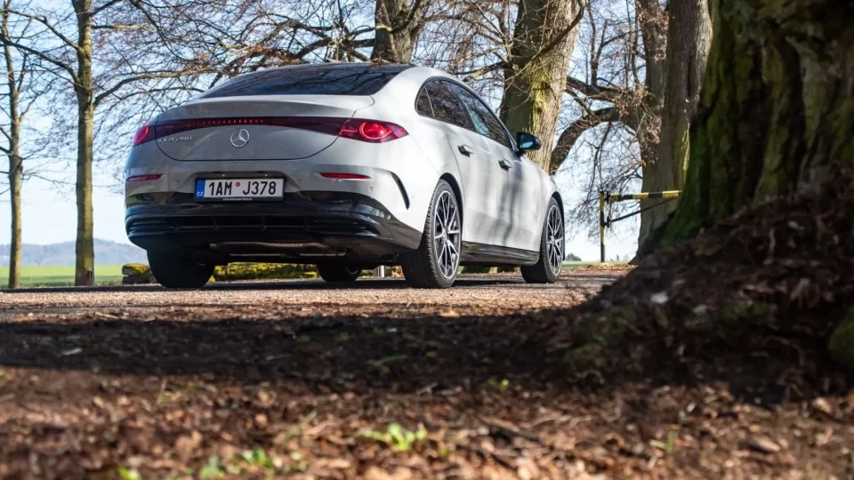 Test Mercedes-Benz CLA hybrid