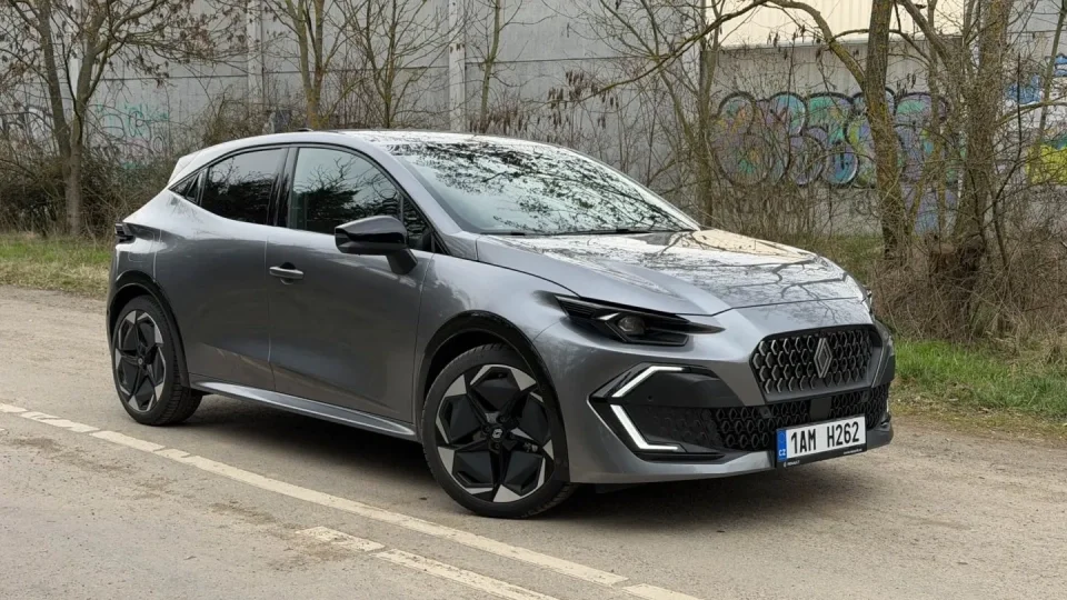 Renault Clio E-Tech 160