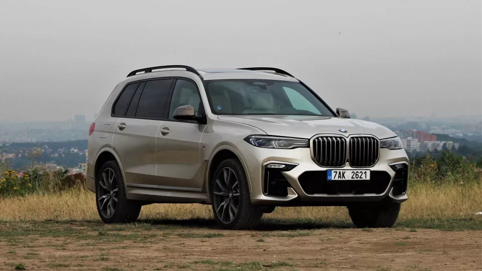 BMW X7