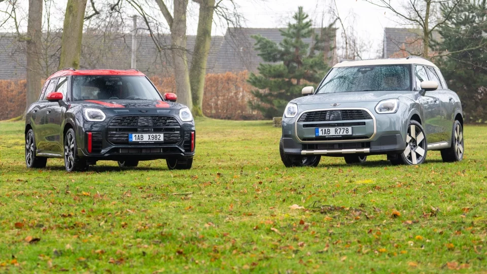 Mini Countryman C a Mini Countryman JCW