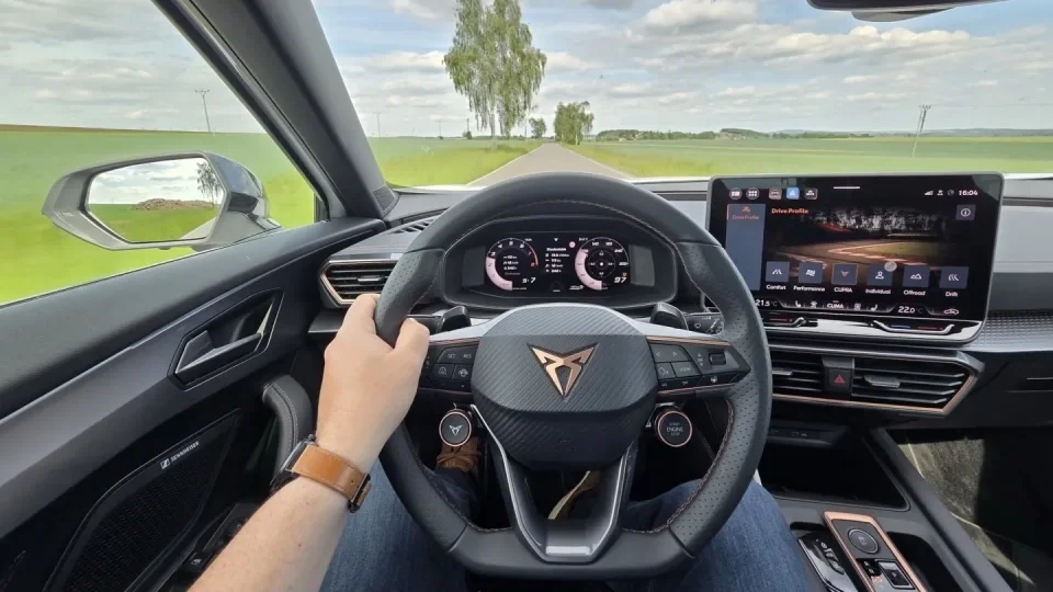 Cupra Formentor VZ 2.0 TSI 333k DSG 4WD