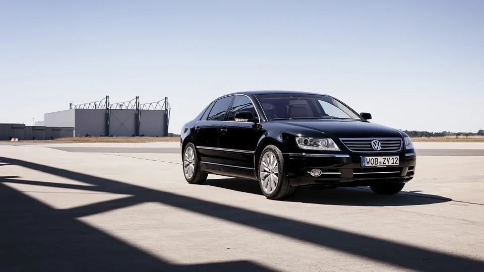 Volkswagen Phaeton W12