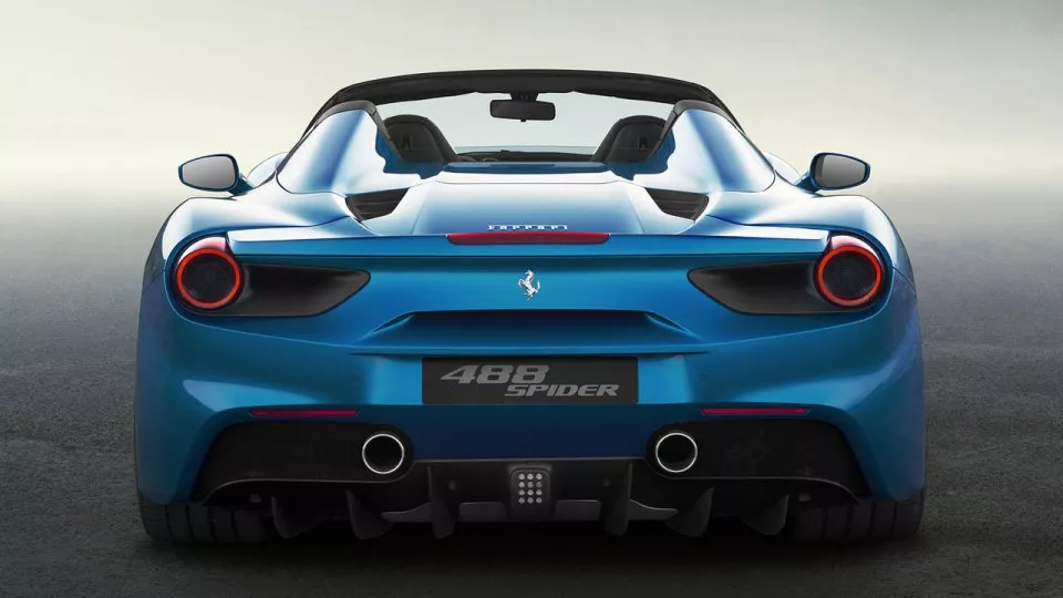 Ferrari 488 Spider.