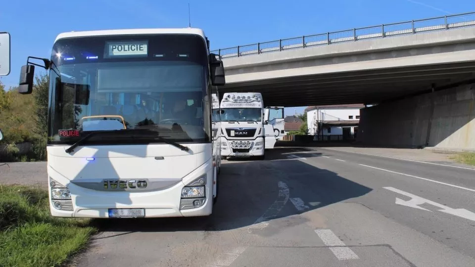 autobus policie