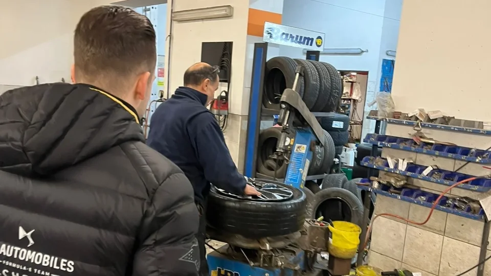 DS3 E-Tense ecoRally