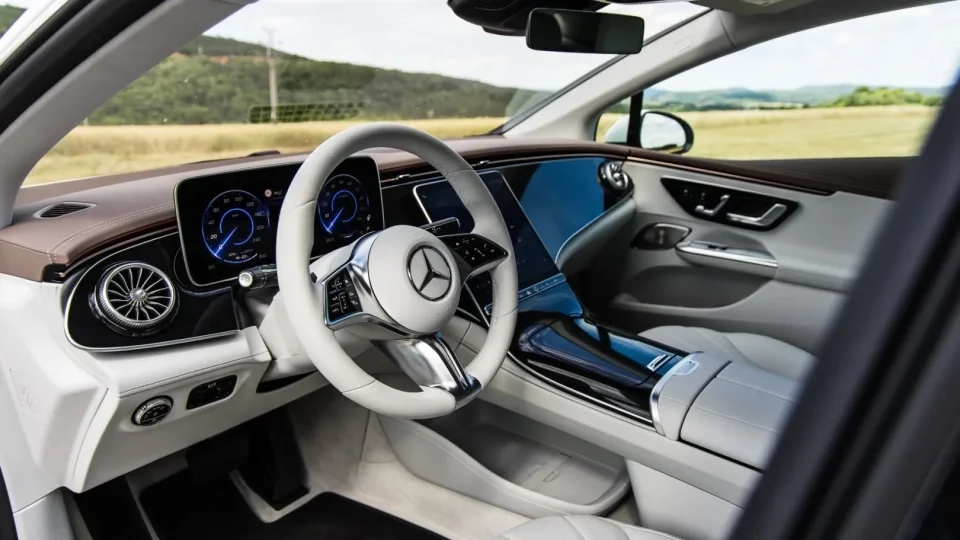 Mercedes-Benz EQE 350+