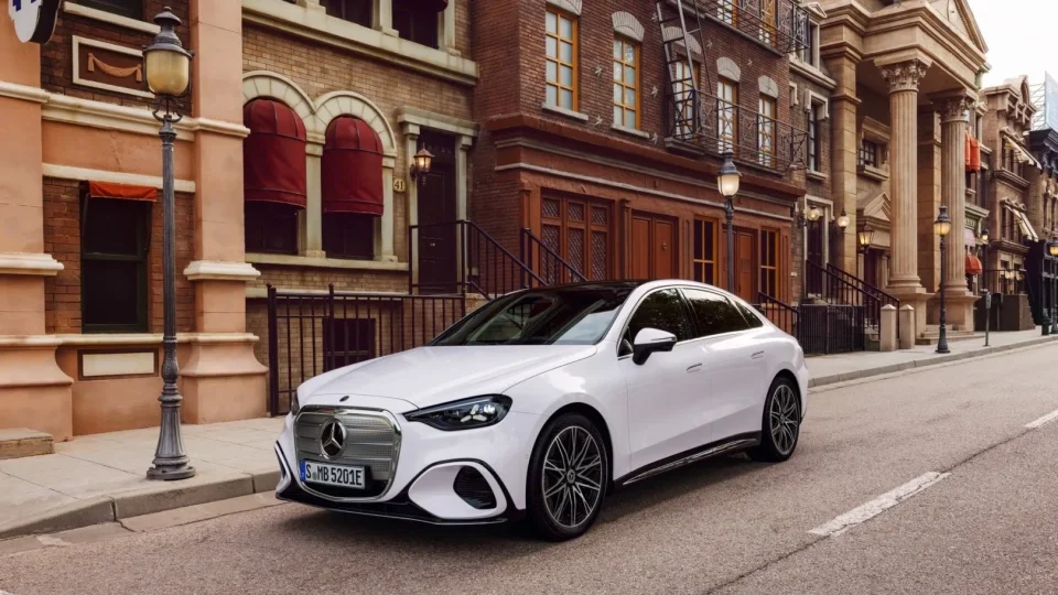 Mercedes-Benz C 400 4Matic electric