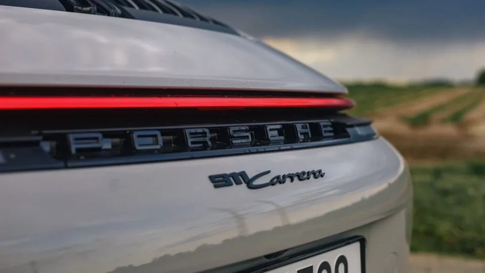 Porsche 911 Carrera Cabriolet