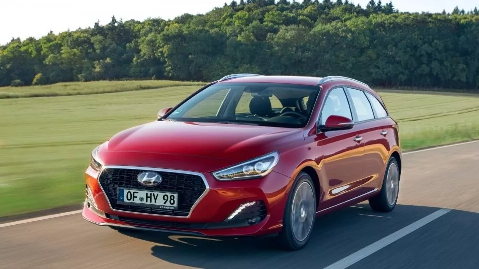 6. Hyundai i30 (692 ks)