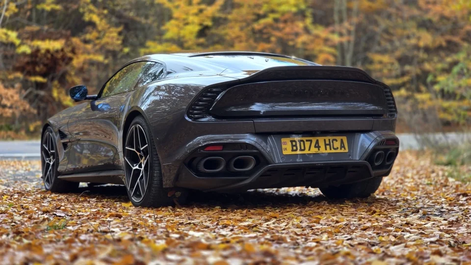 Aston Martin Vanquish