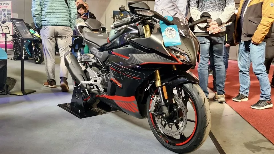 CFMOTO