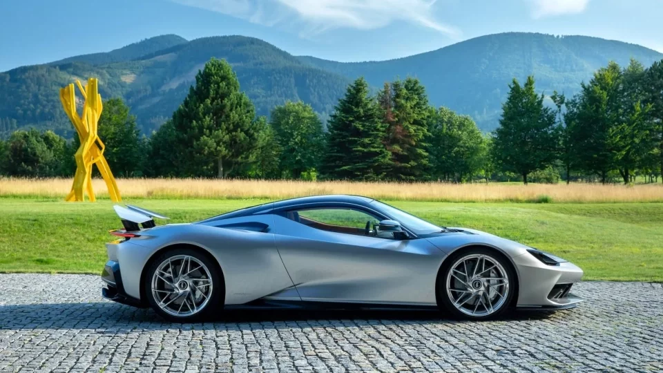 Pininfarina Battista