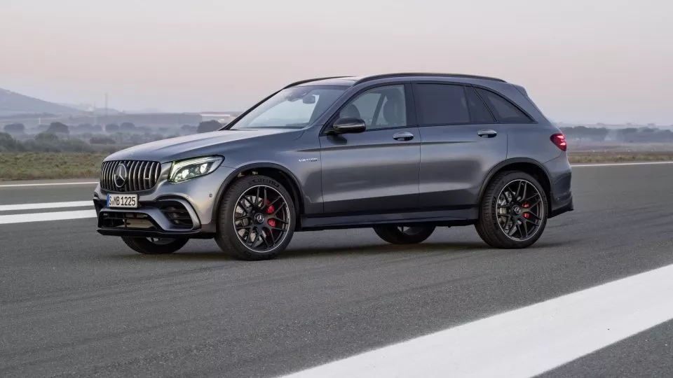 Mercedes-AMG GLC 63 S patří mezi nejrychlejší SUV.