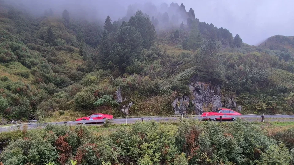 Rakousko ochutnalo nejslavnější závod veteránů na světě. Vítěz se vymlouval na špatnou angličtinu