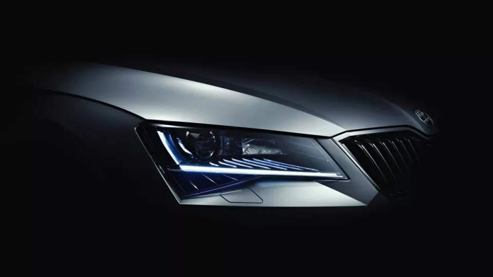 Škoda Superb Detail - hlavní
