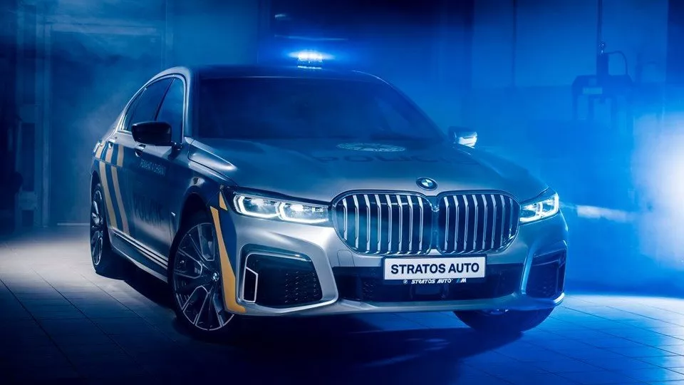 BMW 7 policie