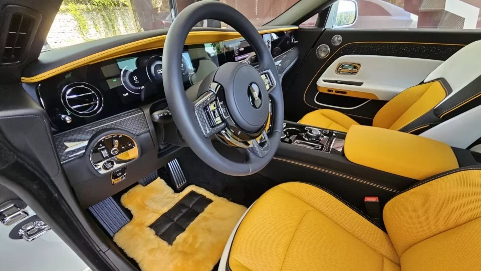 Rolls-Royce Spectre Black Badge
