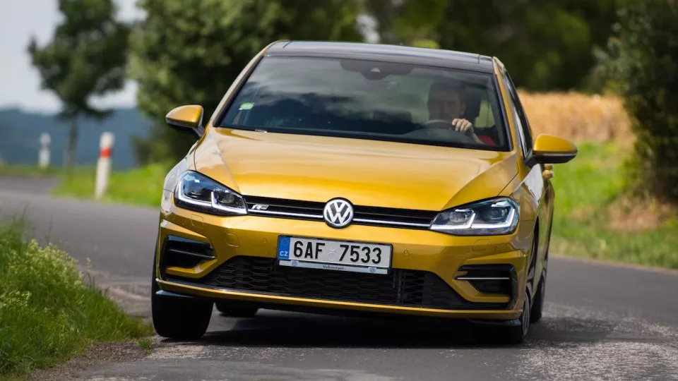 VW Golf 1.5 TSI Evo jízda 13