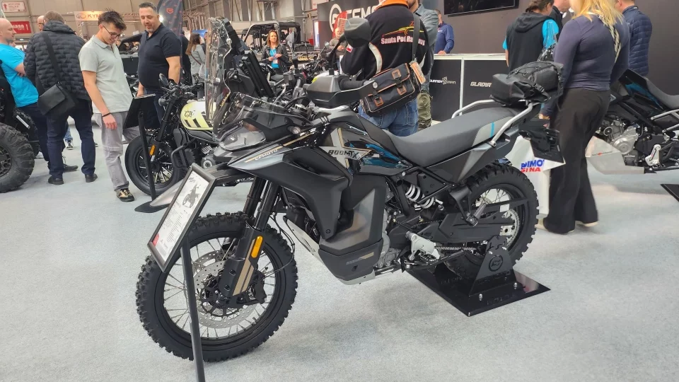 CFMOTO