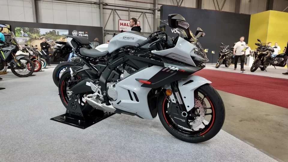 CFMOTO