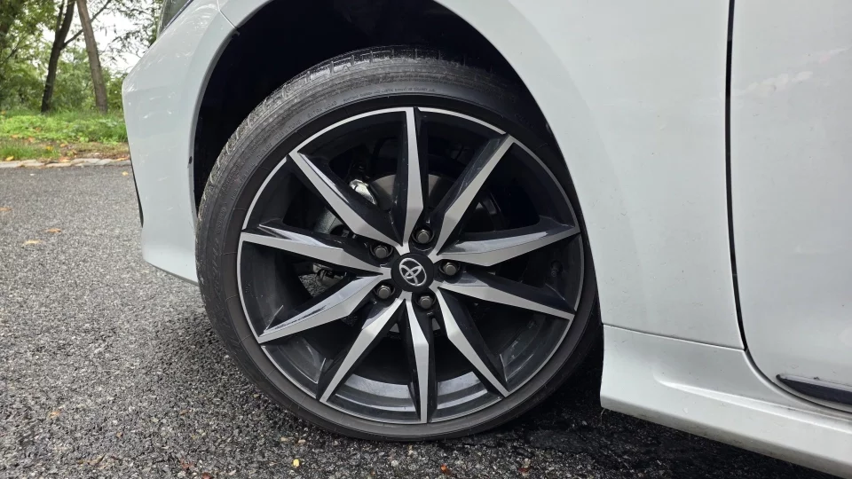 Toyota Corolla Sedan Hybrid 1.8