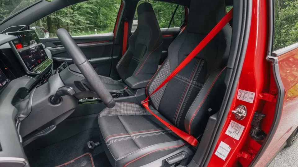 Volkswagen Golf GTI Edition 50