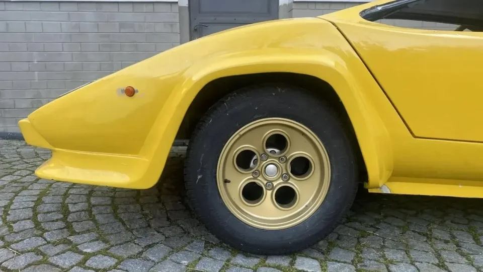 Abbaretti Countach