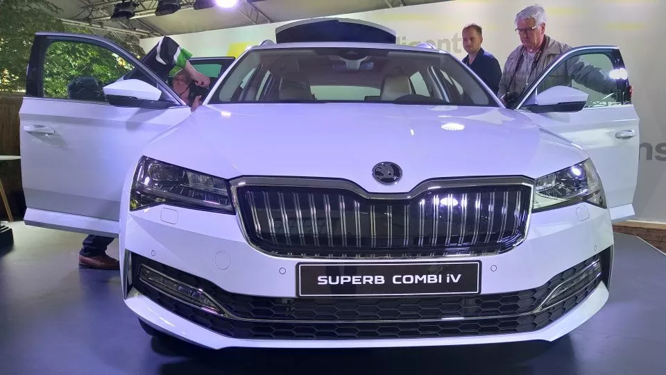 Škoda Superb iV