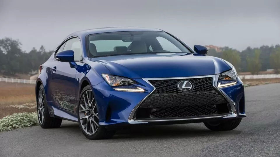 Lexus RC 300h F Sport