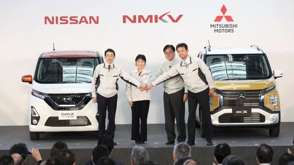 Mitsubishi - Nissan minivozy