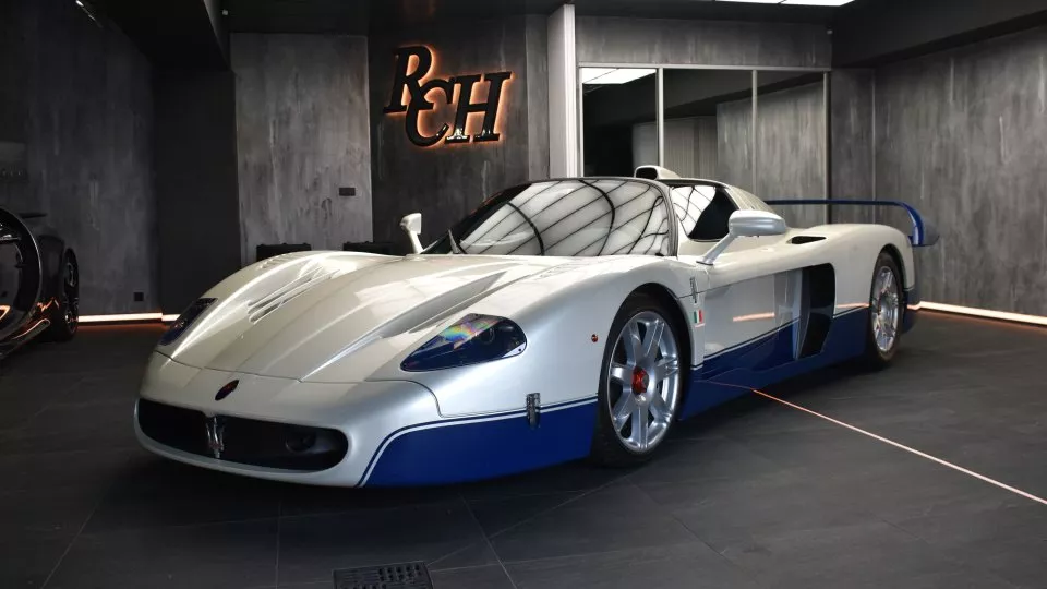 Maserati MC1