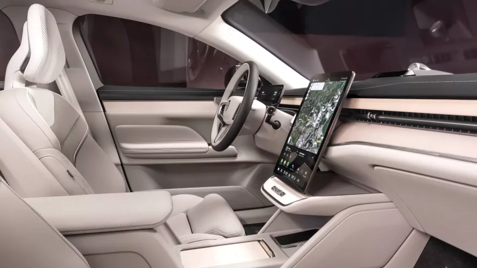 Volvo ES90