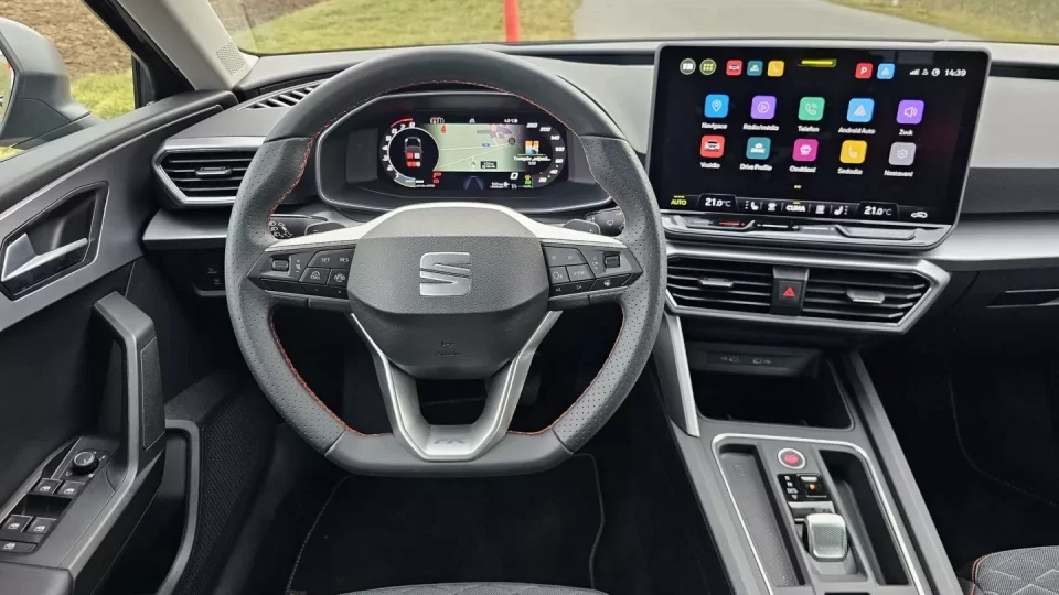 Seat Leon Sportstourer 1.5 eTSI Vamos FR