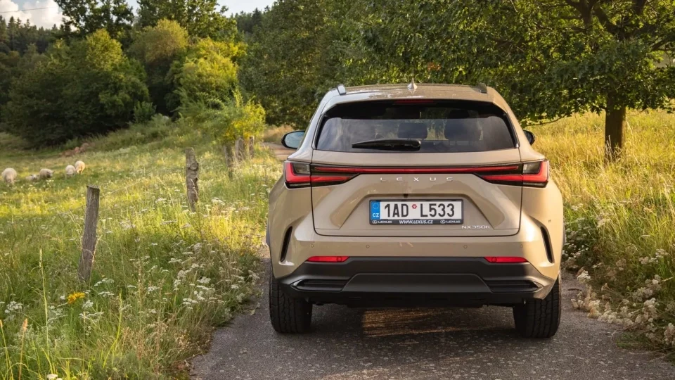 Lexus NX 350h Overtrail