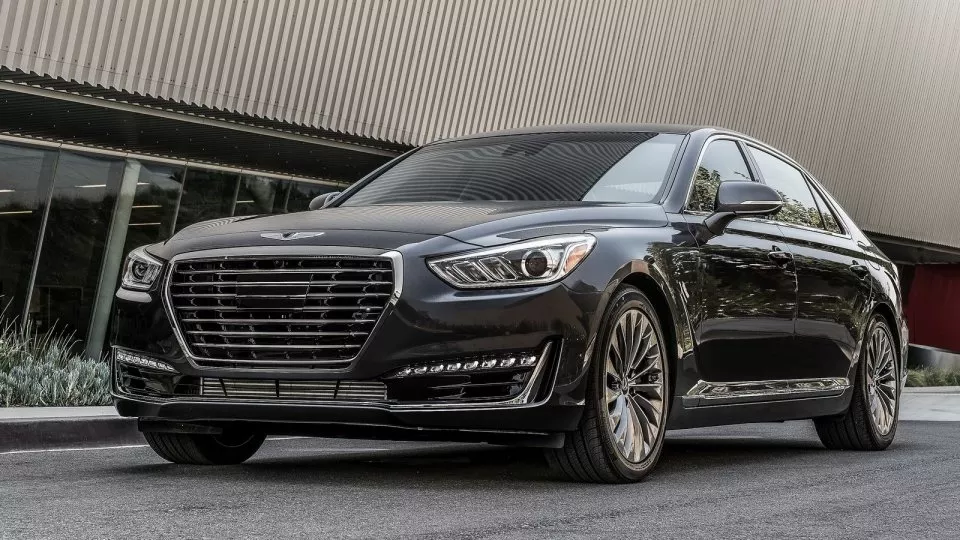 Genesis G90