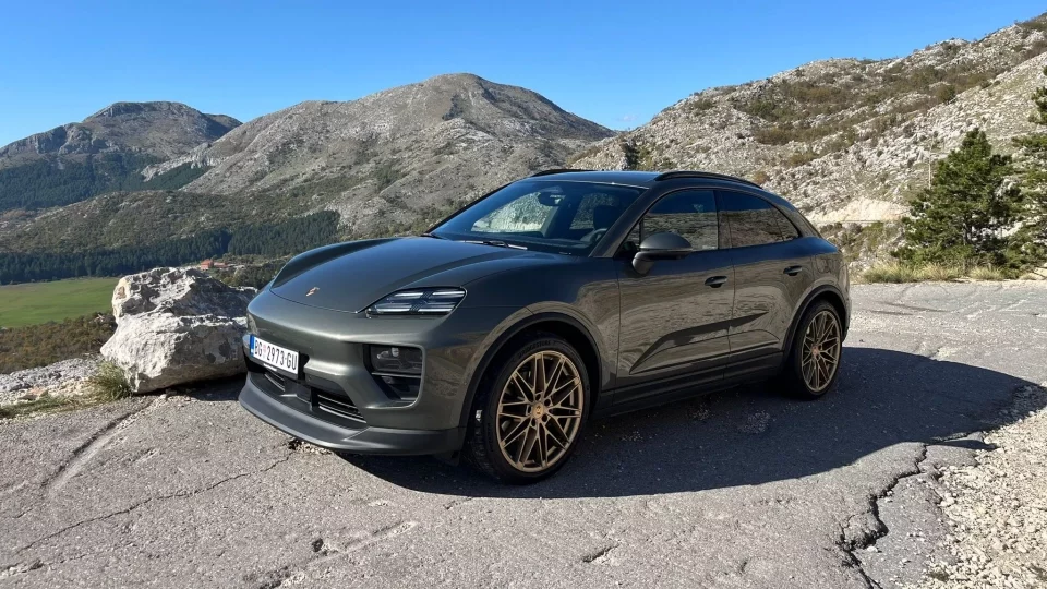 Porsche Macan v Černé Hoře