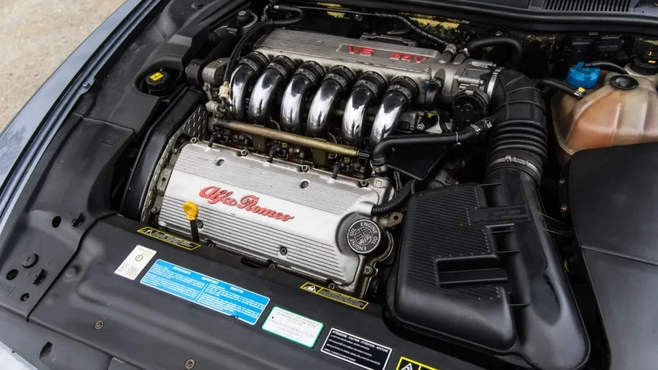 Alfa Romeo 166