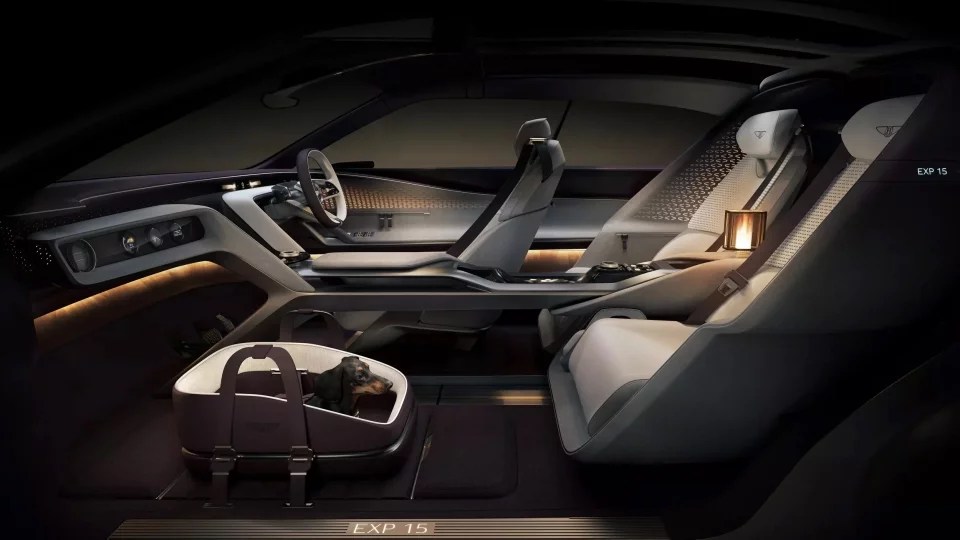 Koncept Bentley EXP 15