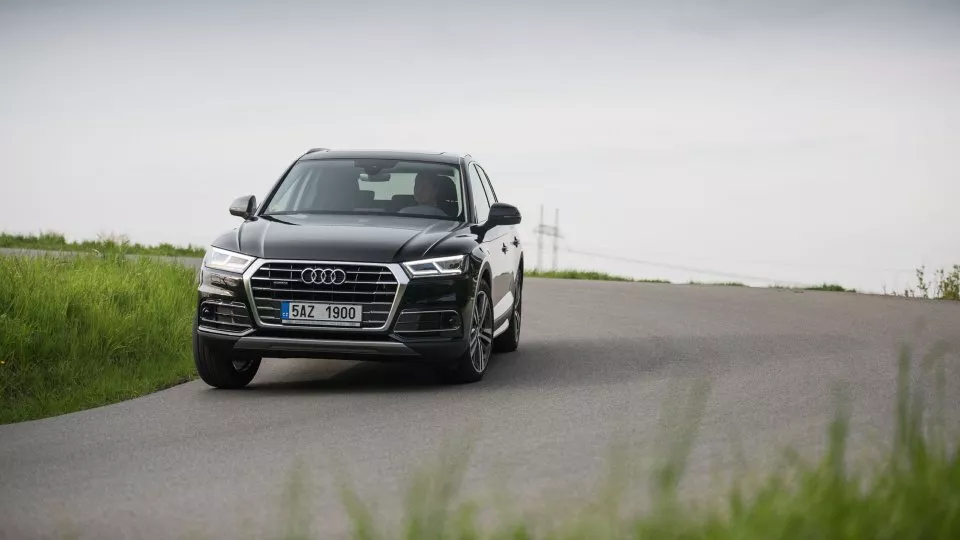 Nové Audi Q5 skvěle jezdí.