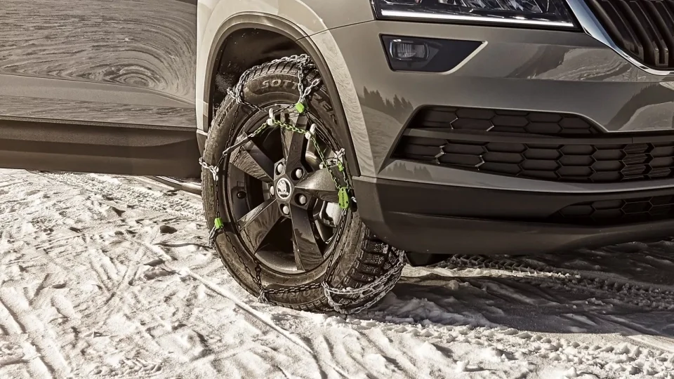 Sněhové řetězy