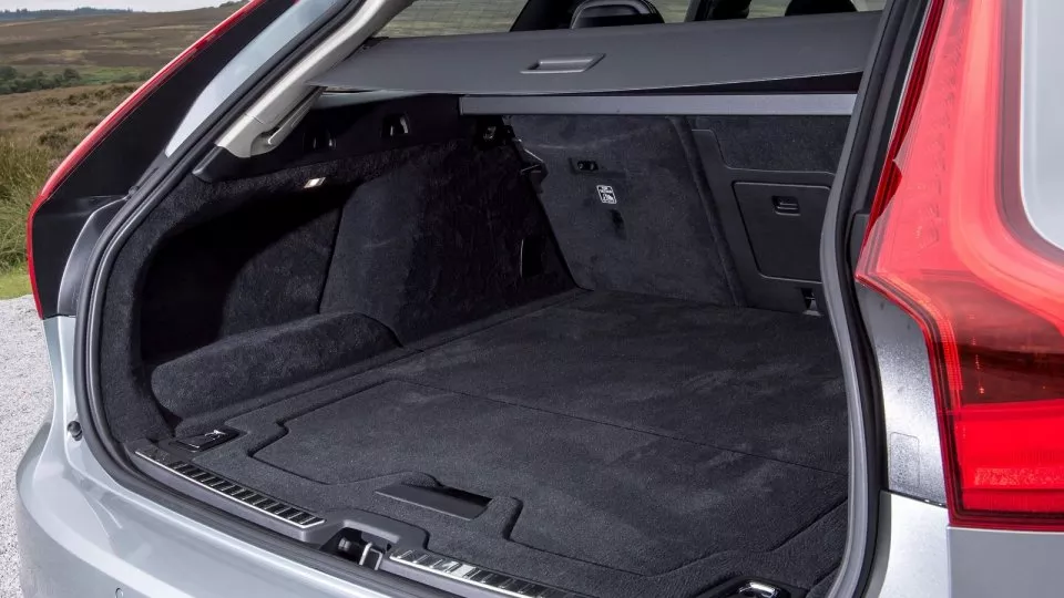Volvo V90