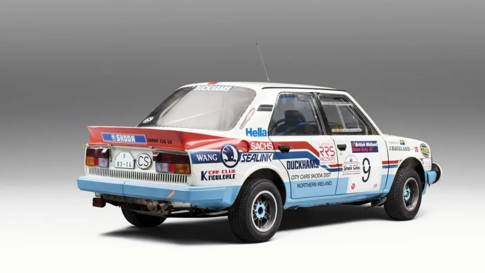 Škoda 130 LR