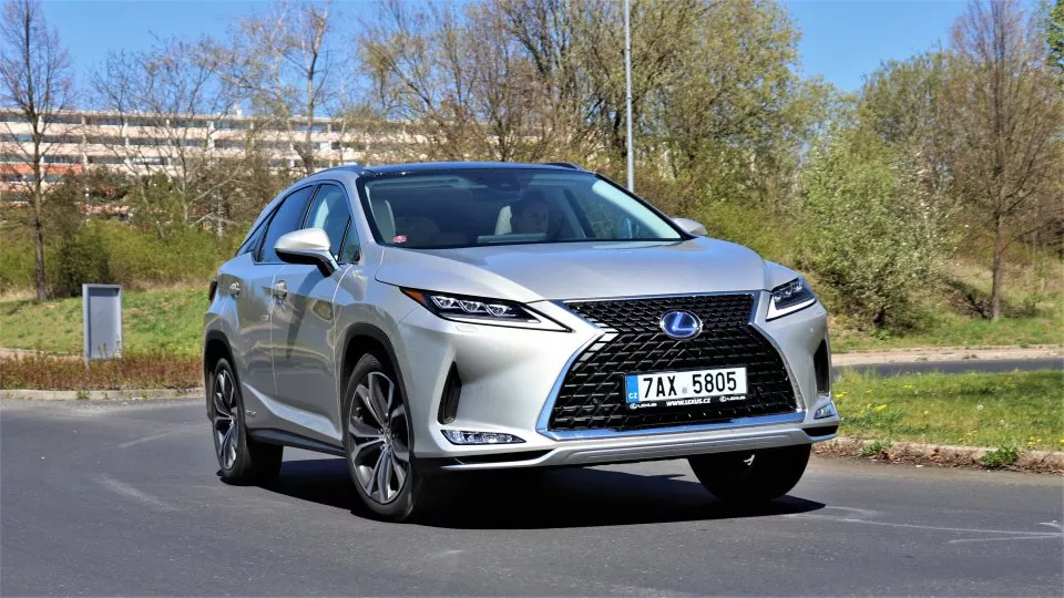 Lexus RX 450h vs. RX 450h L