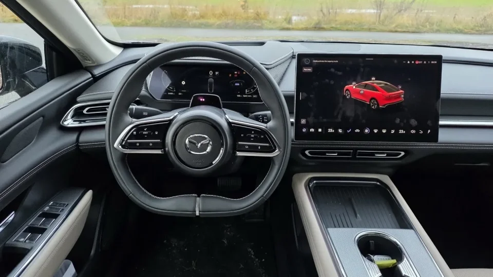 Mazda 6e