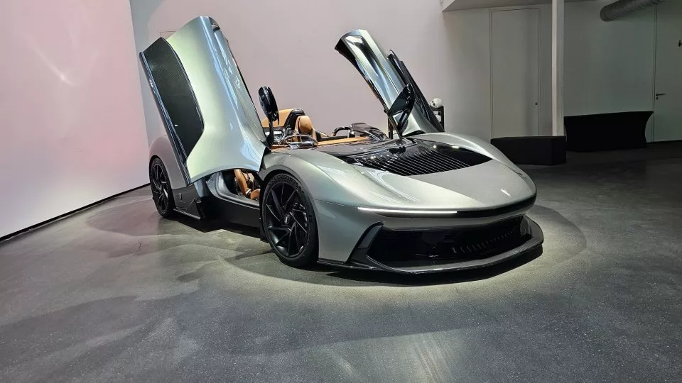 Pininfarina B95