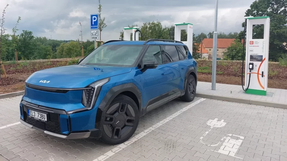 Dobíjení elektromobilu