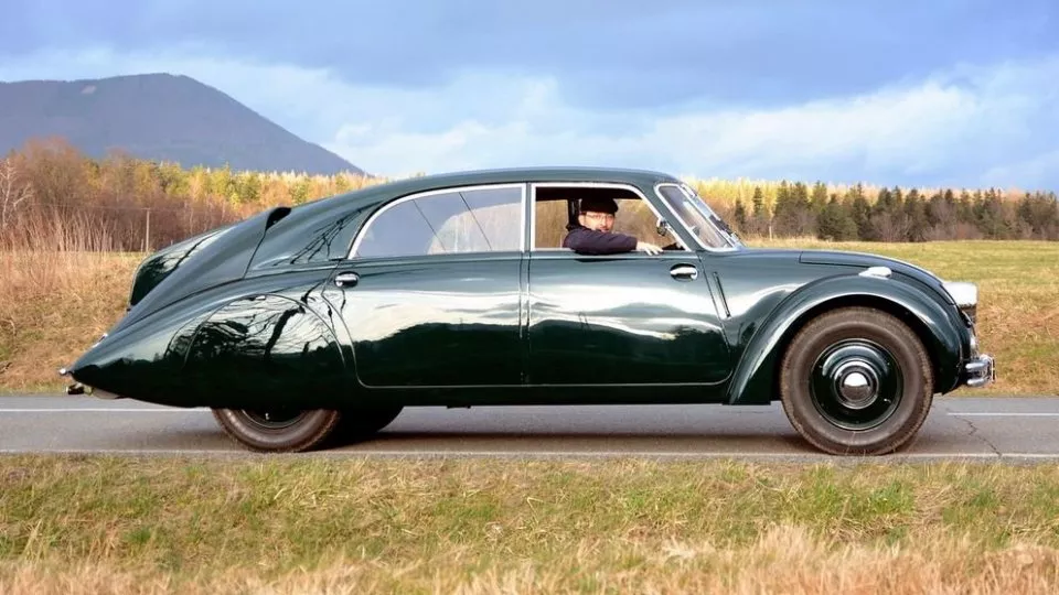 Tatra 77A