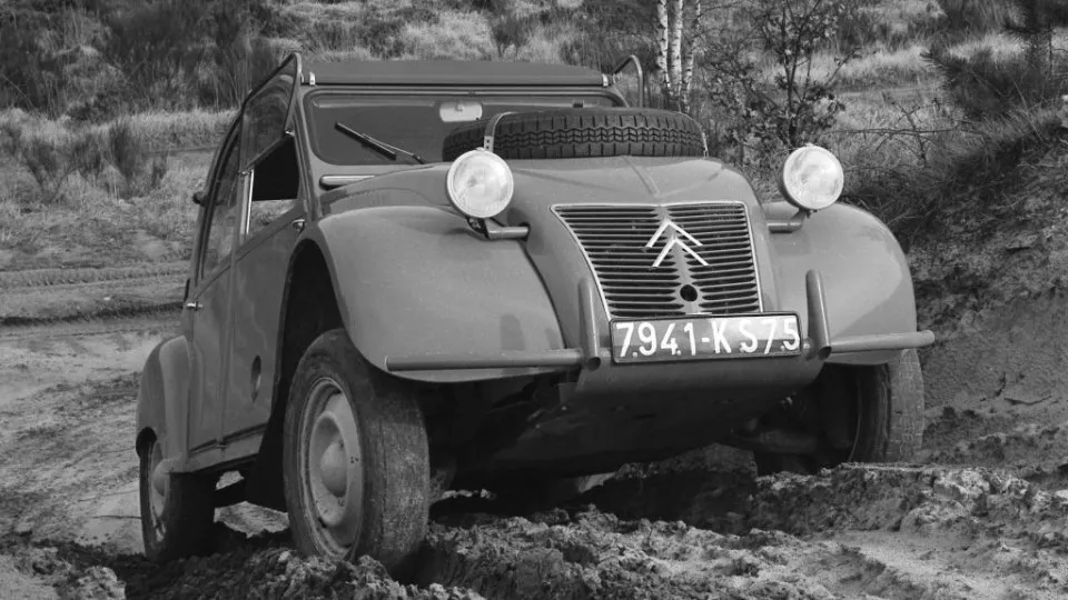 Citroen 2CV Sahara