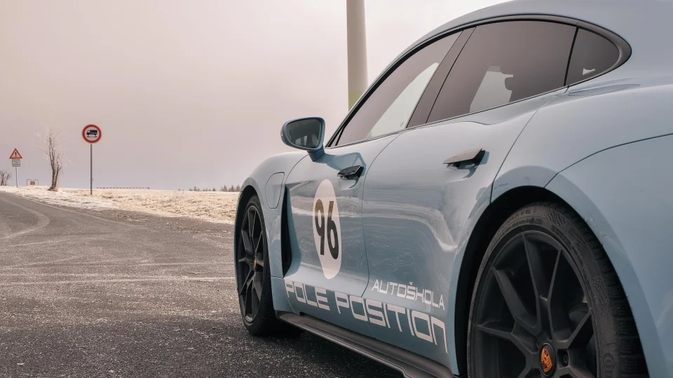 Porsche Taycan GTS